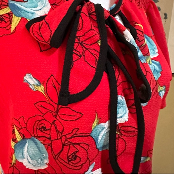 ♥️Kaii Los Angeles Floral Print Tie-Neck Blouse - Size S - Picture 7 of 11